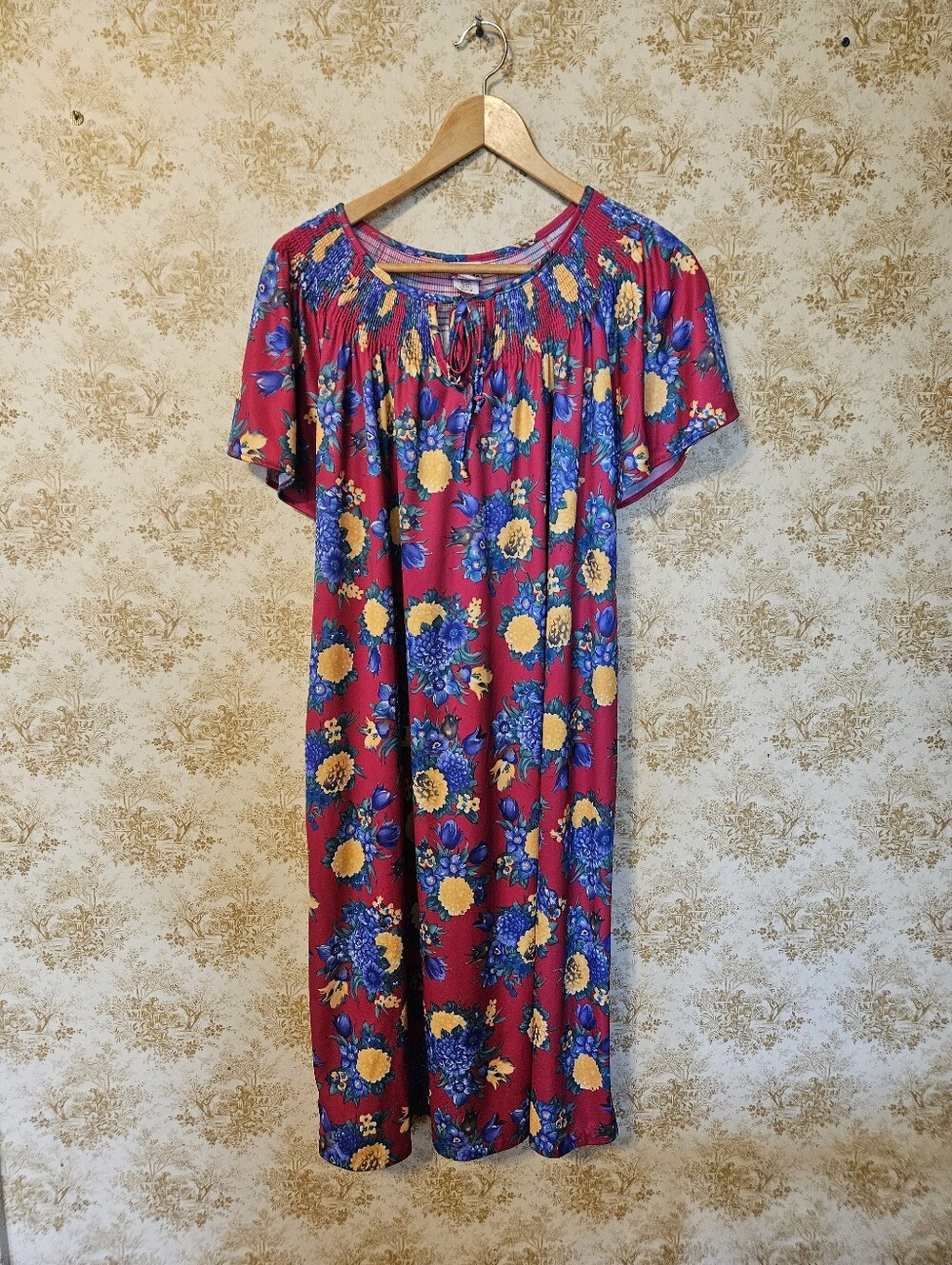 Vintage 70s Pink Floral Muu Muu